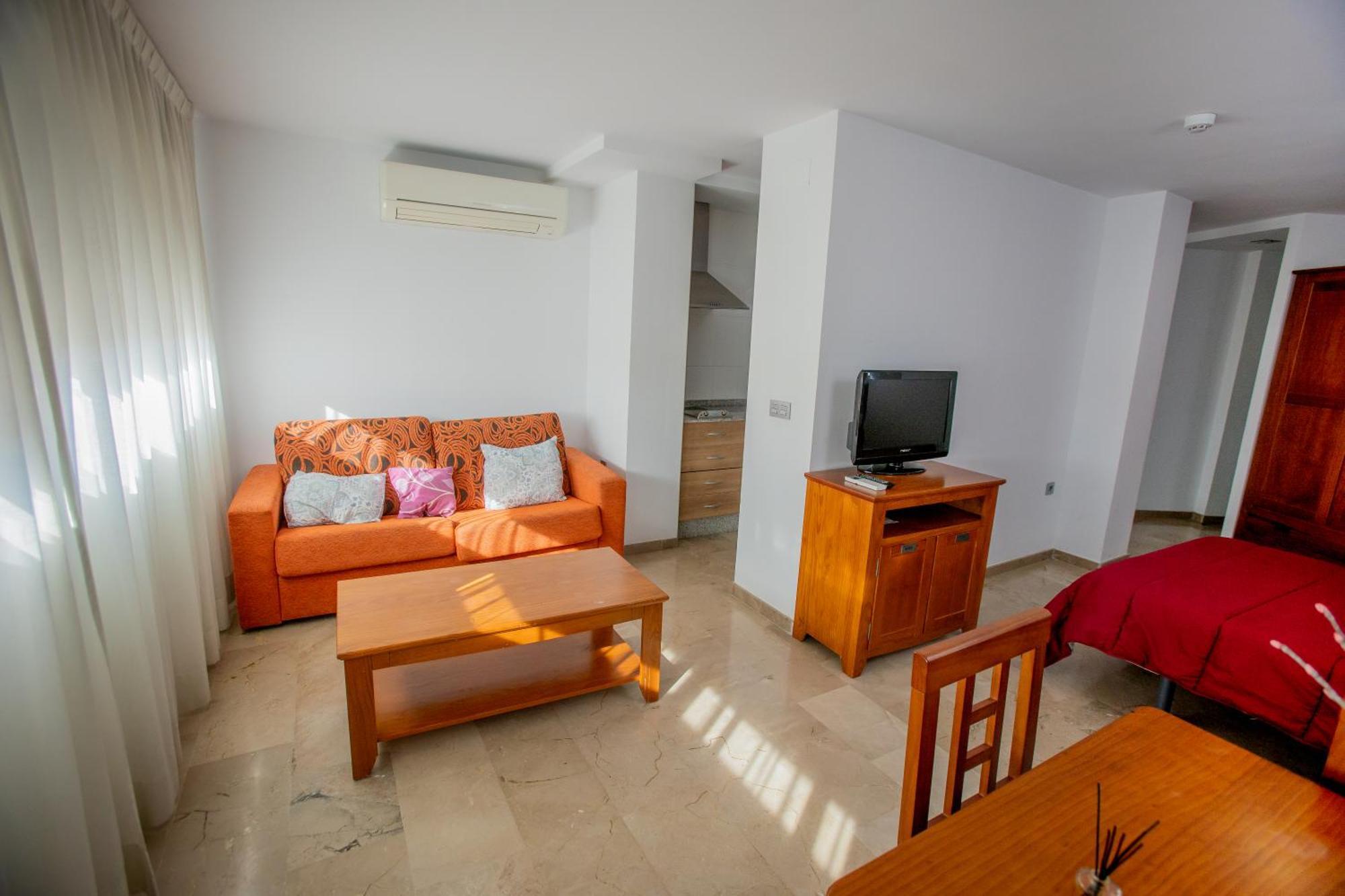 Apartamentos Aixa II カラバカ・デ・ラ・クルス エクステリア 写真