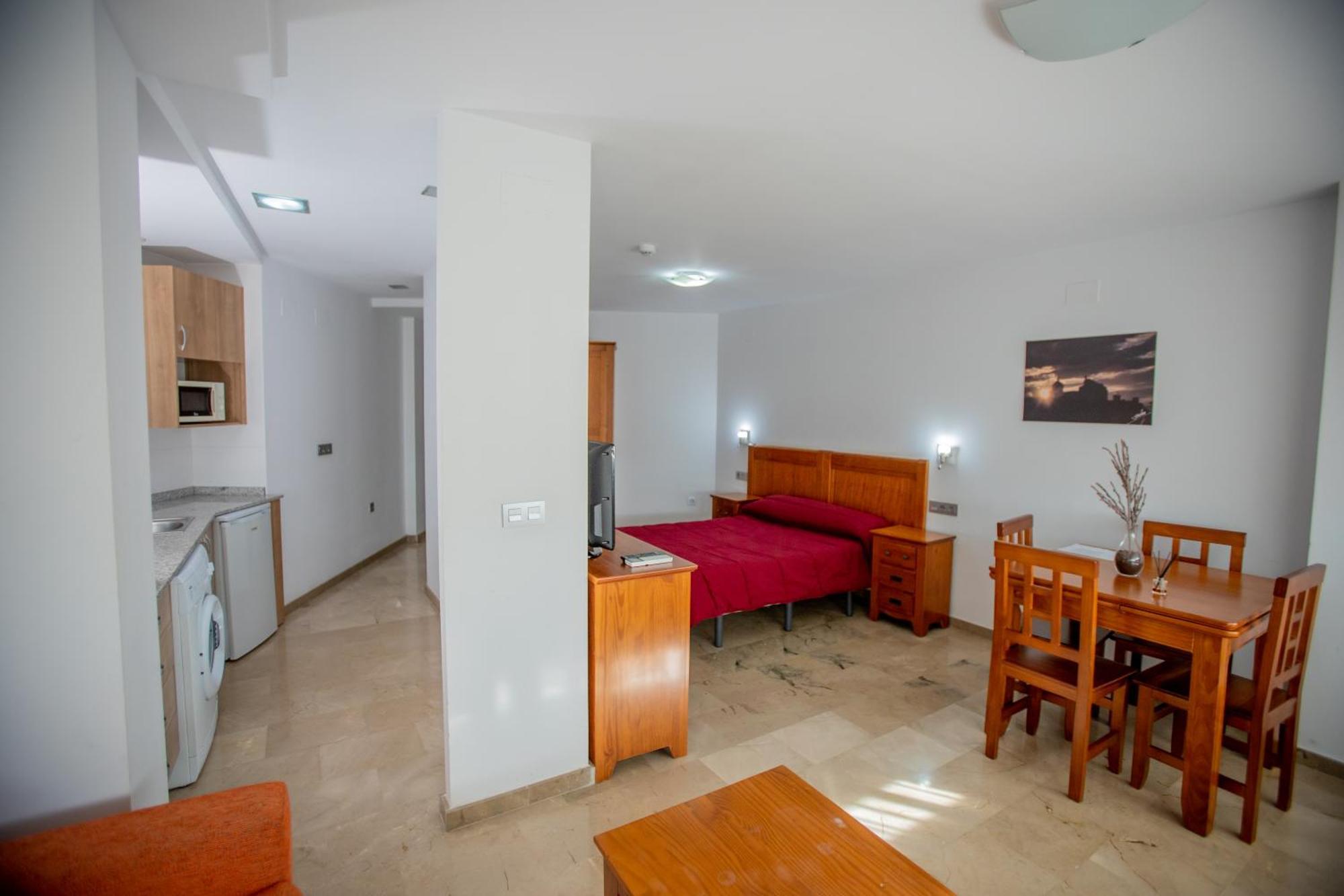Apartamentos Aixa II カラバカ・デ・ラ・クルス エクステリア 写真